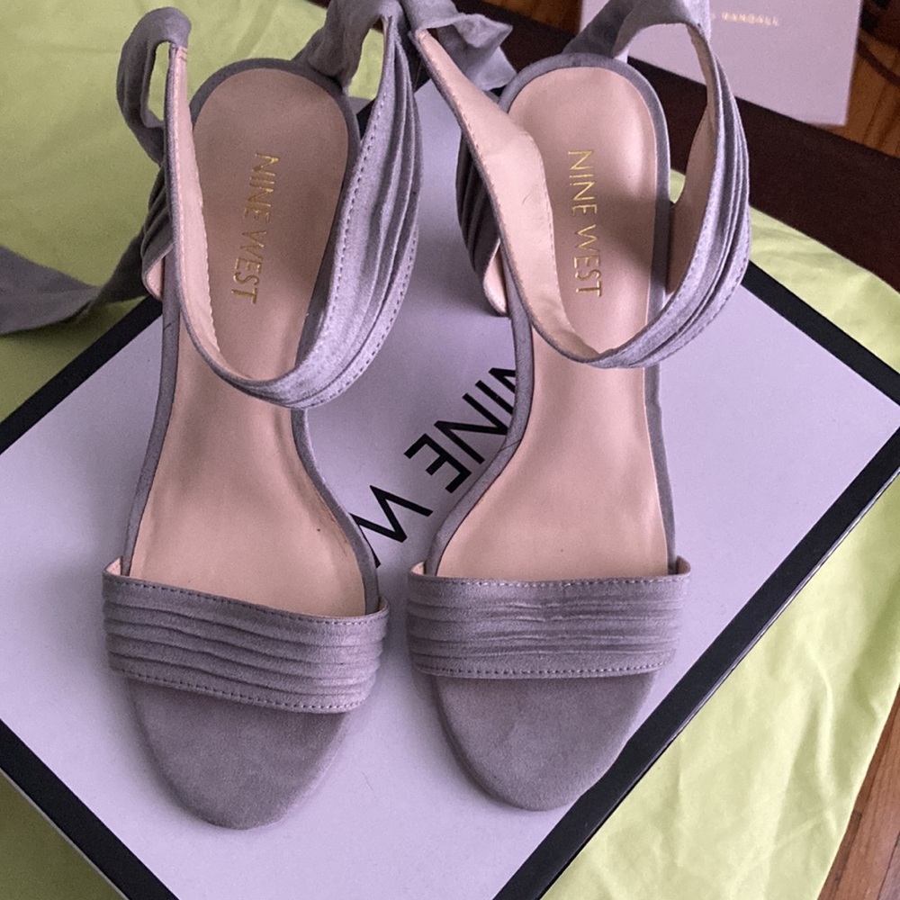 Nine West Gray Strappy Block Heels. Size 6